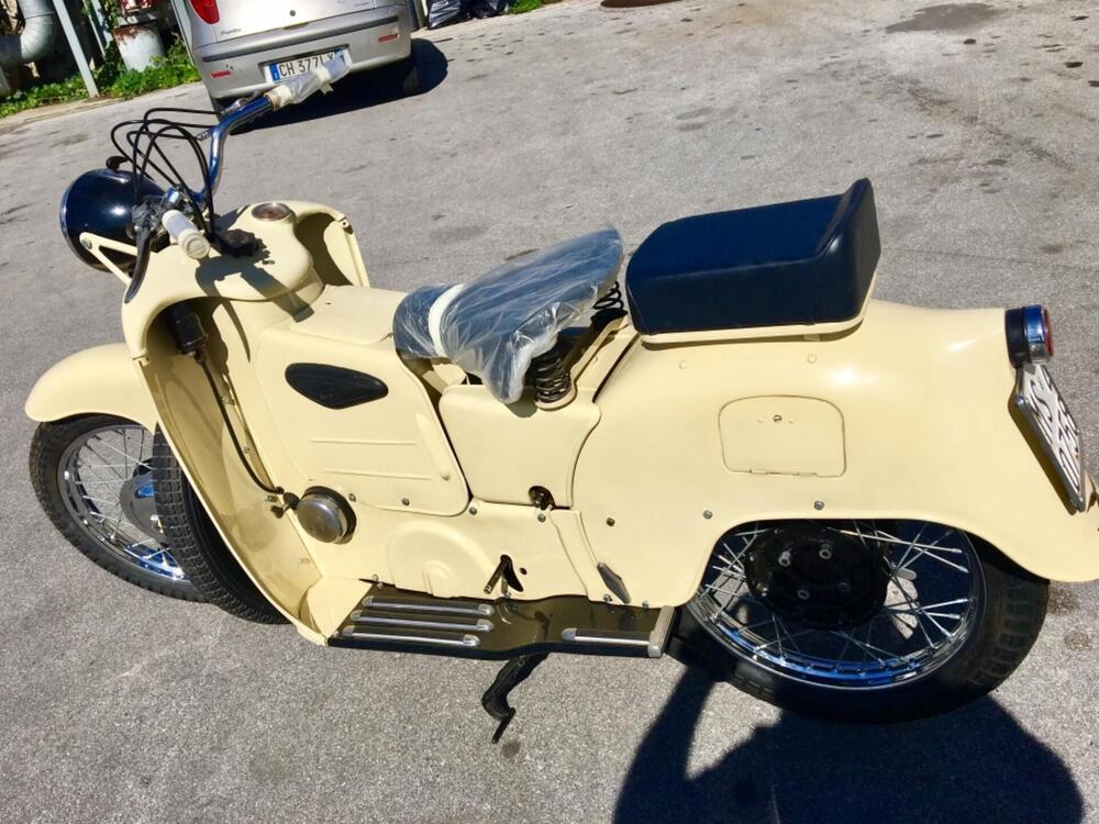 Moto Guzzi Galletto 192 cc (6)