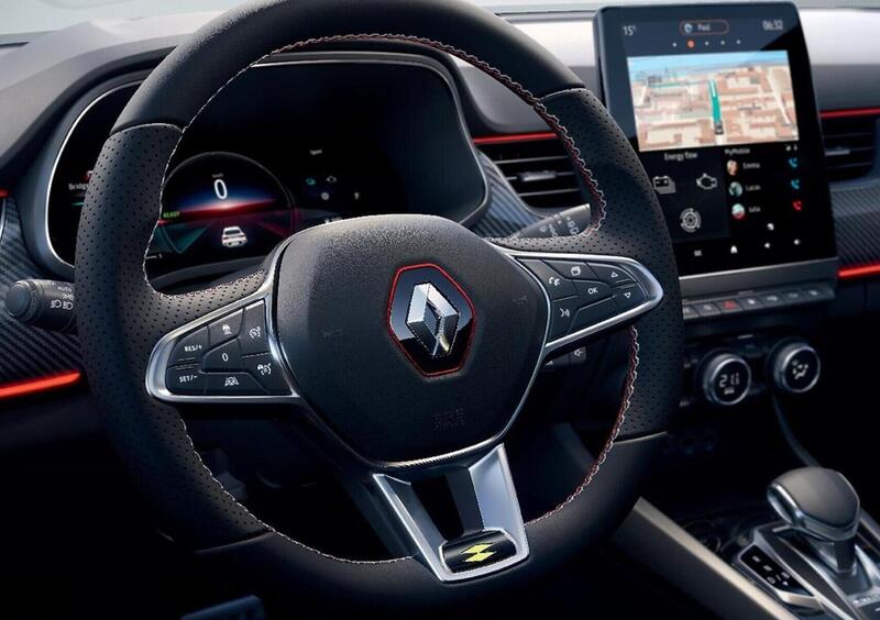 Renault Arkana (2021-->>) (8)