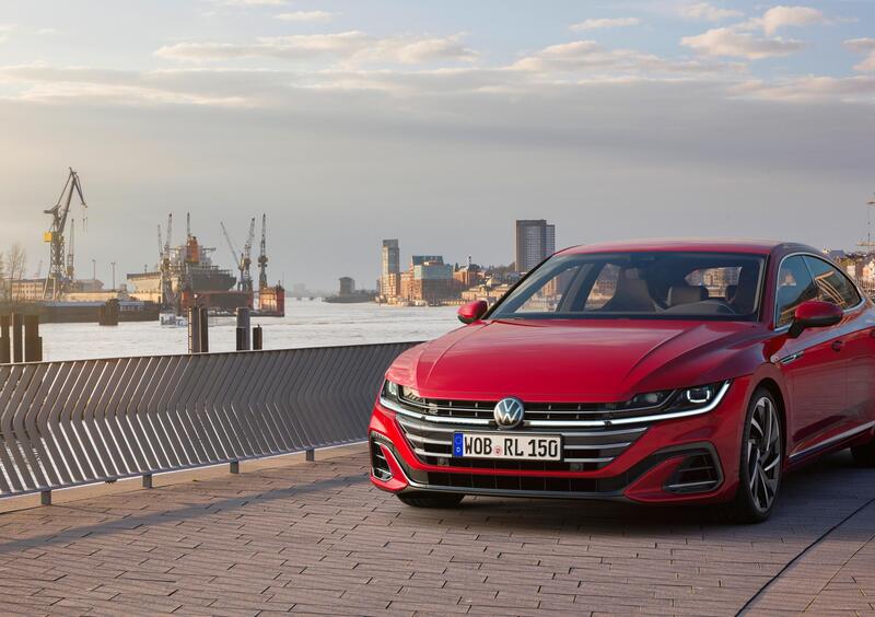 Volkswagen Arteon (2017-21) (23)