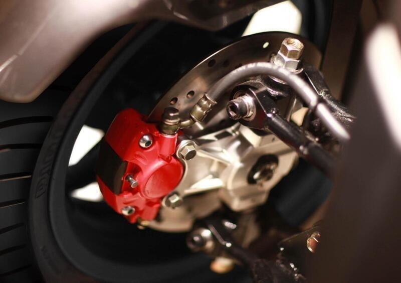 Adiva AD 3 AD 3 300 (2020) (4)