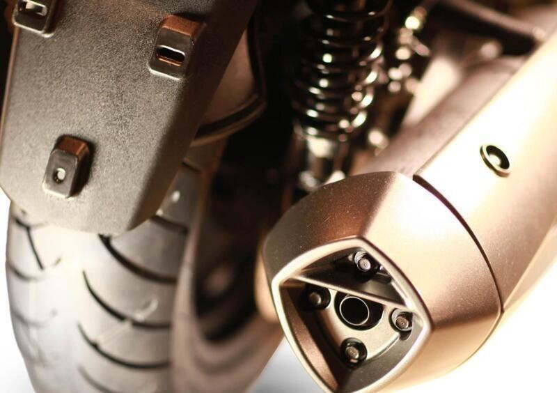 Adiva AD 3 AD 3 300 (2020) (3)