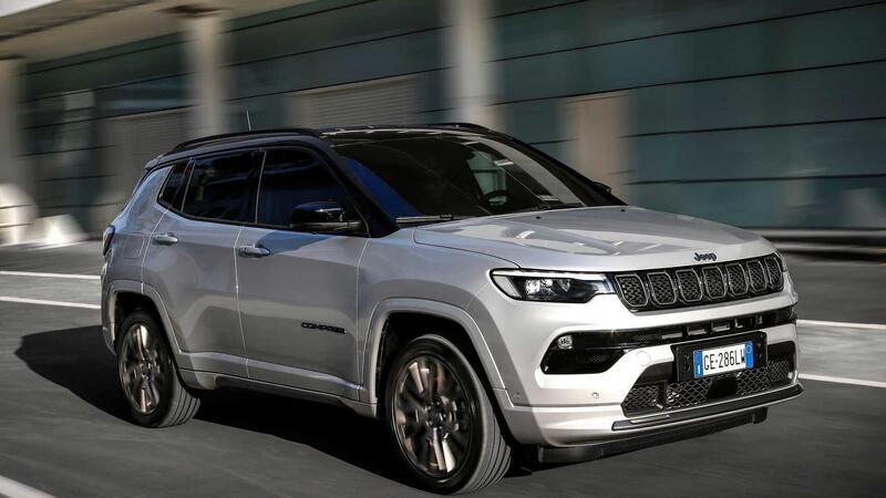 Jeep Compass 2021 | Restyling, diesel, benzina e plug-in hybrid. Da 29.850 euro