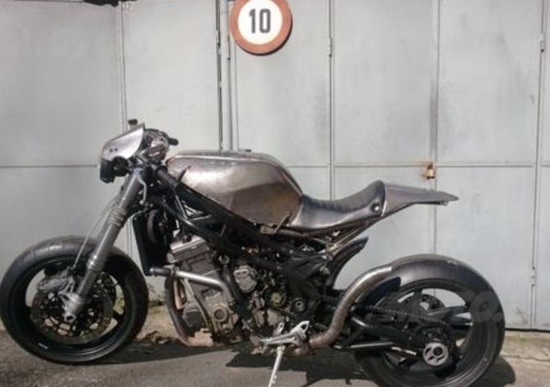 DNA Moto, una Benelli Tre-K Made in Firenze