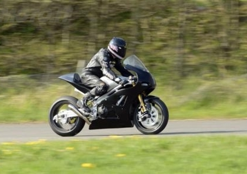 Norton, la nuova NRV4 al TT 2013