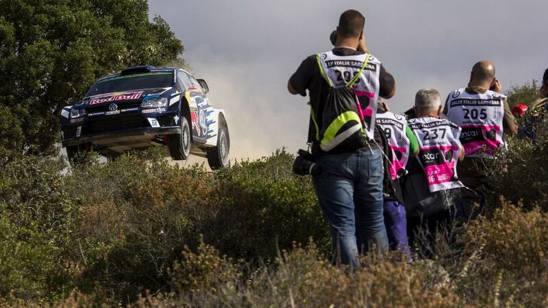 WRC16 Sardegna Italia, Marziani in Paradiso. Inizia Ogier (VW)