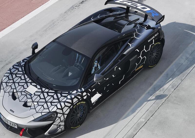 McLaren 620R (2019-22) (8)