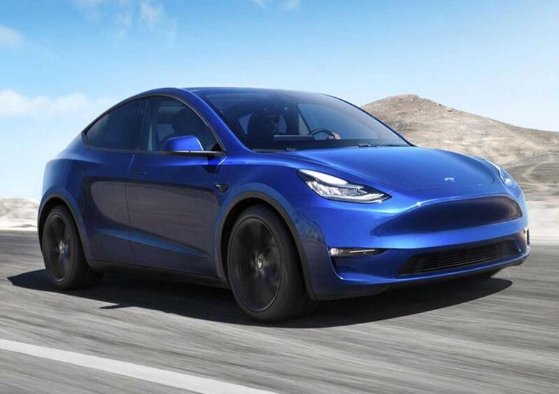 Tesla Model Y (2021-->>) (20)