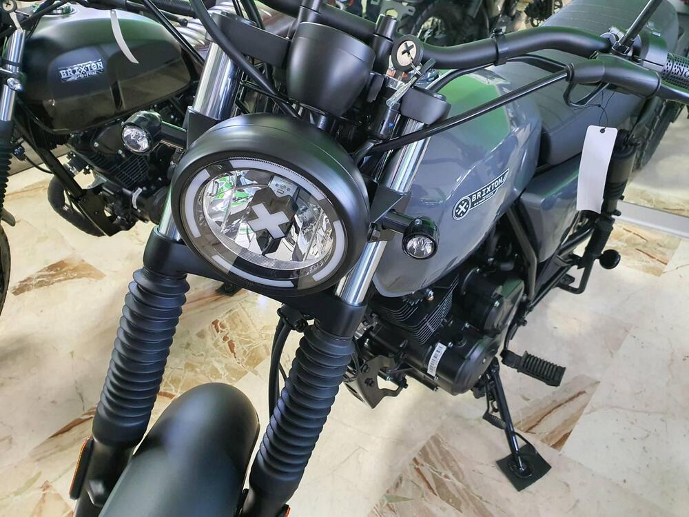 Brixton Motorcycles Cromwell 125 CBS (2021 - 25) (6)