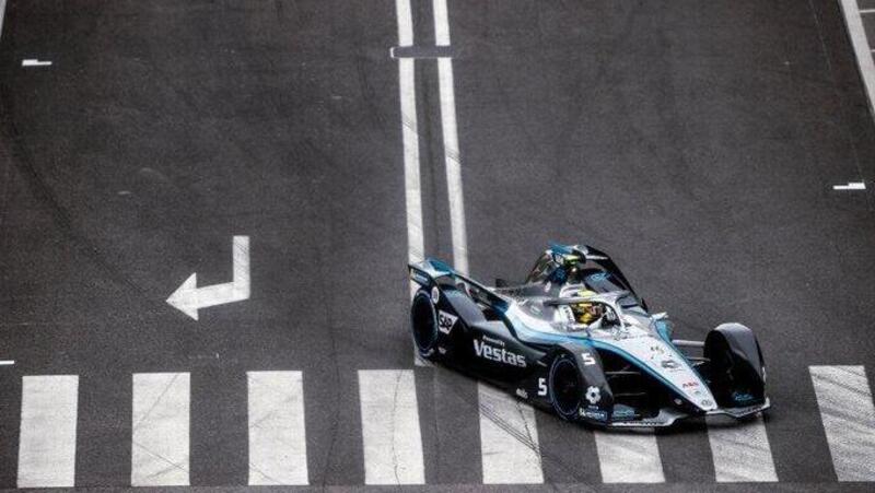 Formula E, ePrix Roma Pole a Vandoorne