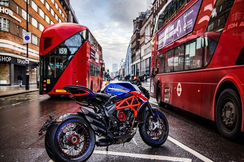 MV Agusta Dragster London. La Special per celebrare il nuovo store