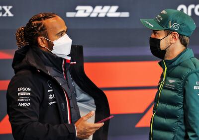 Formula 1, Hamilton: La Red Bull ha un grande pacchetto e Verstappen guida molto bene