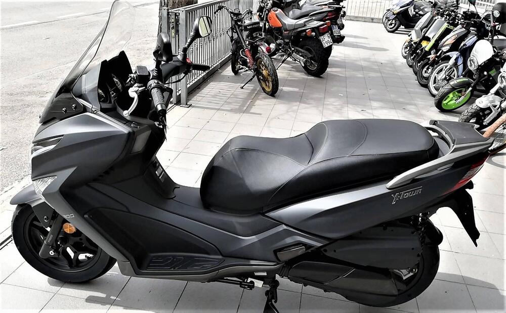 Kymco X-Town 300i (2021 - 24)