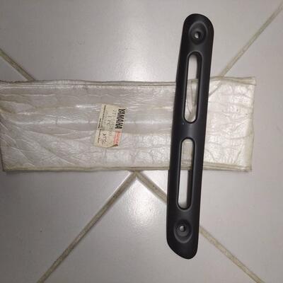 PROTEZIONE COLLETTORE SCARICO YAMAHA XT500