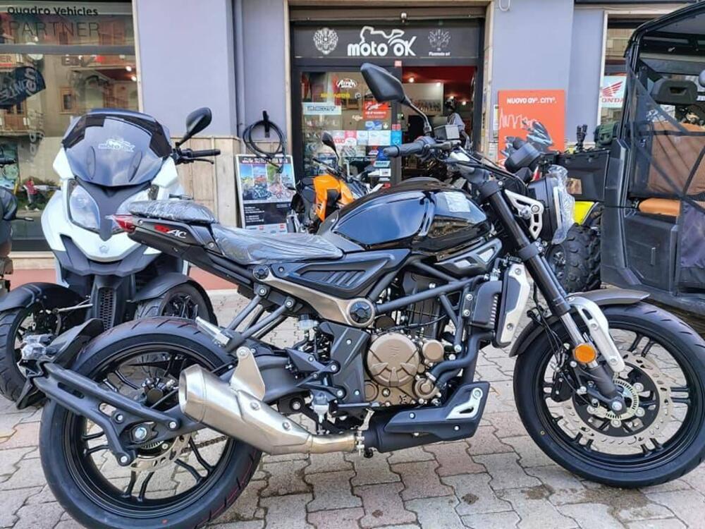 Voge Trofeo 300AC (2021 - 25)