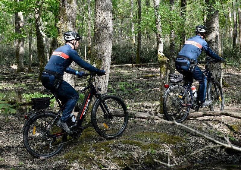 Svelata l&#039;eBike dei Carabinieri prodotta dall&#039;italiana FIVE