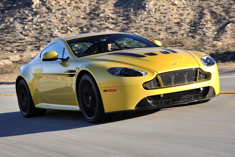 Aston Martin V12 Coupé Vantage AMR Coupé Sportshift