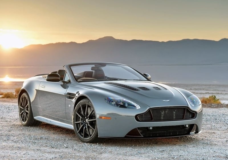 Aston Martin V12 Cabrio (2013-20)