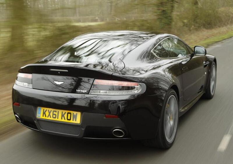 Aston Martin V8 Vantage (2005-20) (8)