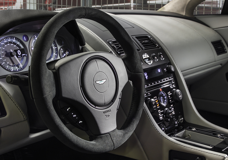 Aston Martin V8 Vantage (2005-20) (14)
