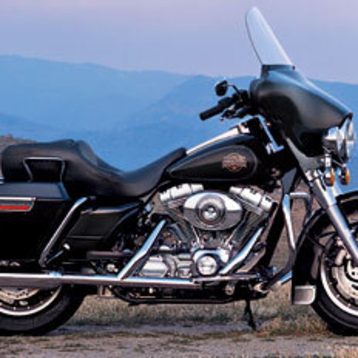 Harley-Davidson 1450 Electra Glide Standard (1999 - 05) - FLHTI