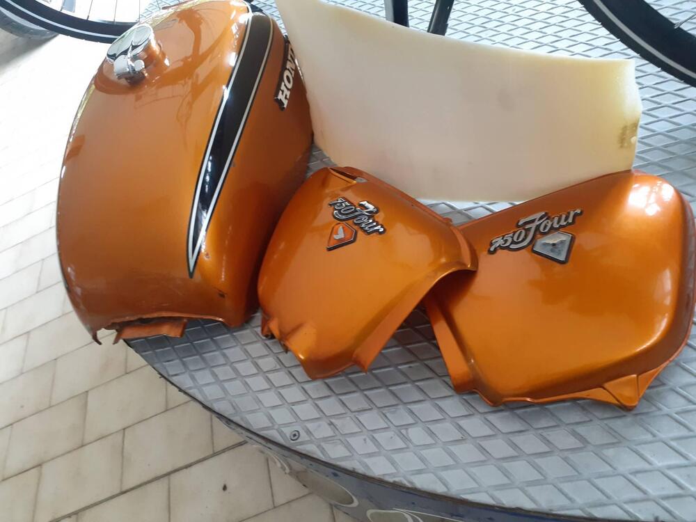 Serbatoio e fianchett Honda