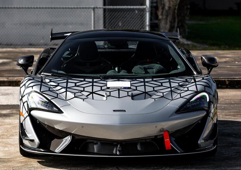 McLaren 620R (2019-22) (3)