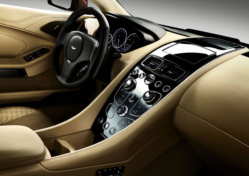 Aston Martin DB9 2ª serie (2013-17) (7)