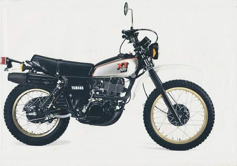 Nel 1981 &egrave; apparsa quella che molti considerano la pi&ugrave; bella versione della XT 500. La forcella a perno avanzato e i cerchi anodizzati erano stati adottati l&rsquo;anno precedente