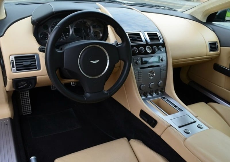 Aston Martin DB9 (2004-13) (3)