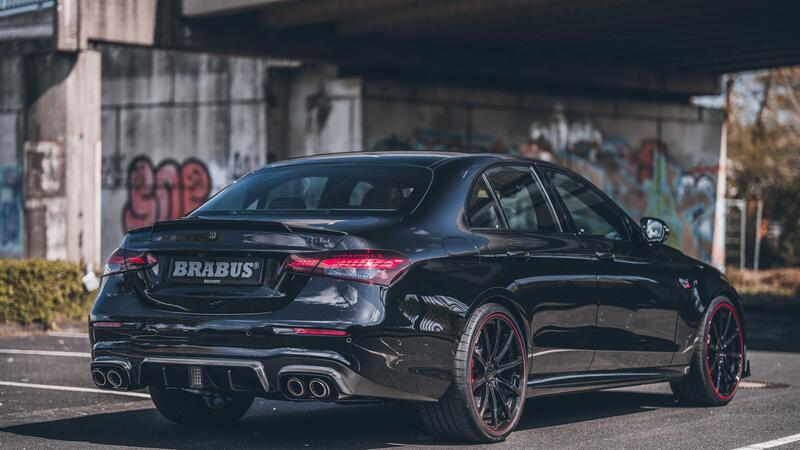 Brabus 800, come trasformare una Mercedes Classe E in un mostro ad alte prestazioni