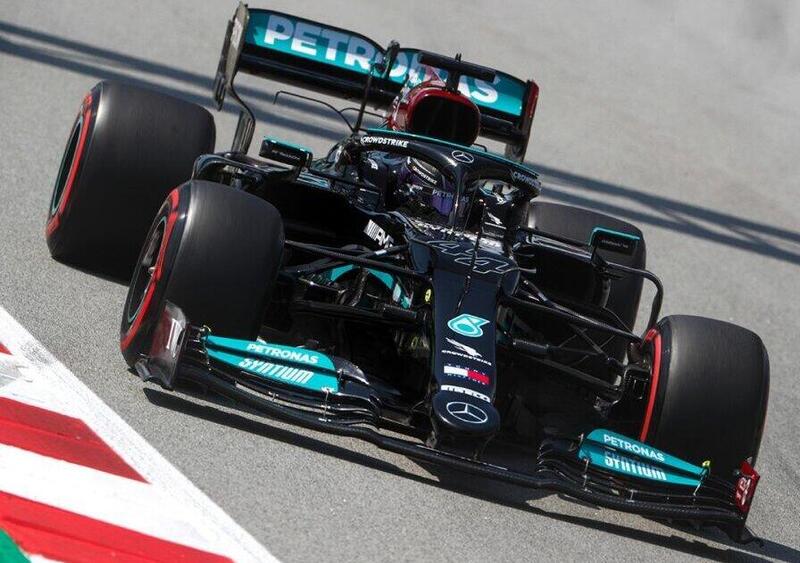 Formula 1, Hamilton: &quot;E&#039; stato un ottimo inizio di week end&quot;