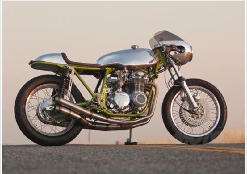 Flying J Customs e la Honda CB550 Caf&eacute; Racer