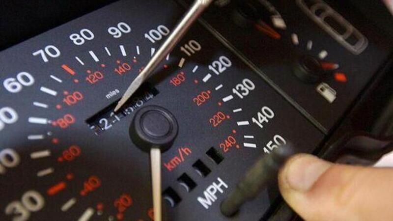 Forl&igrave;, l&rsquo;auto &ldquo;schilometrata&rdquo; aveva mezzo milione di km: titolari dell&#039;autosalone condannati