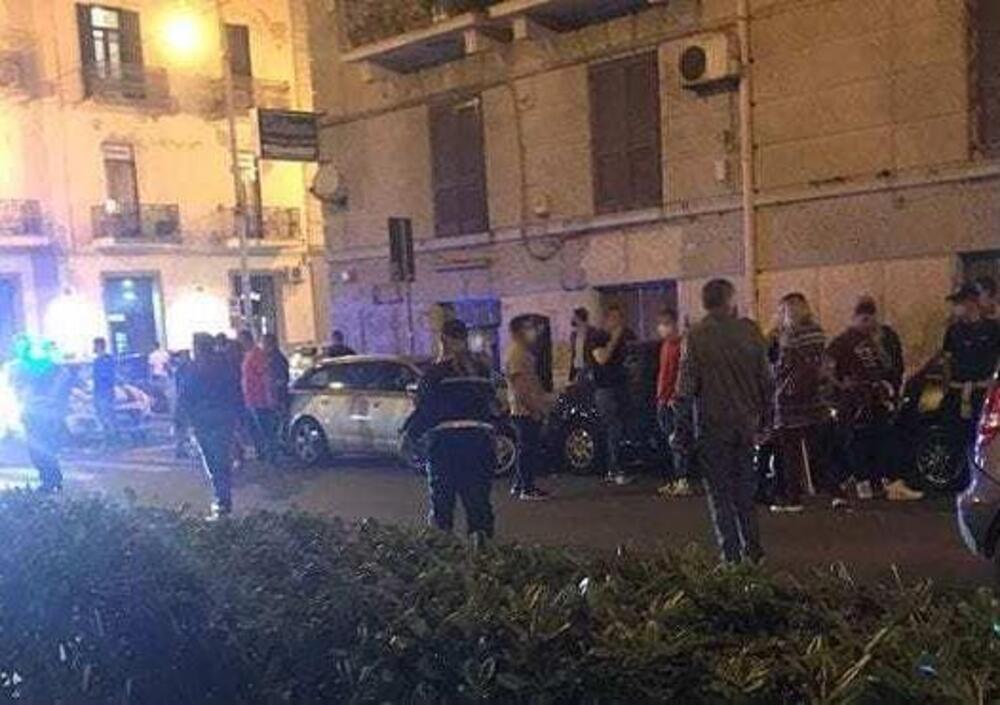 Salerno, si schianta con lo scooter per festeggiare la Serie A [VIDEO]
