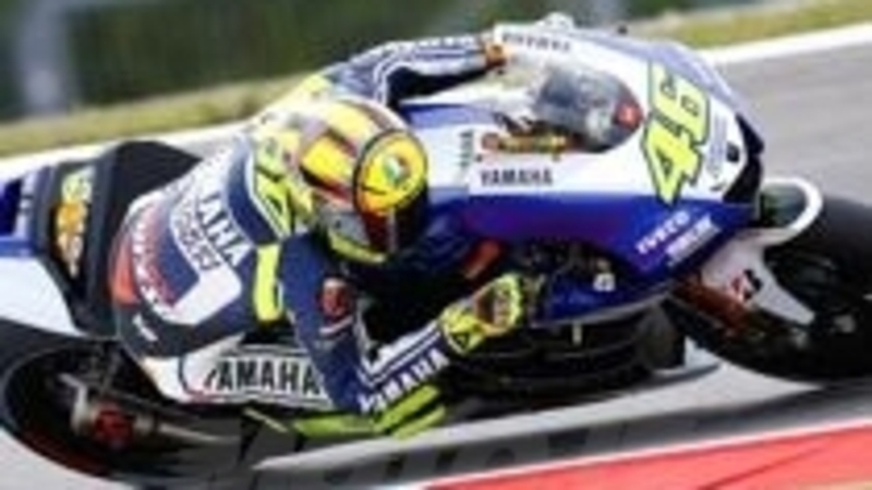 Rossi &egrave; il pi&ugrave; veloce nel warm up, stupisce Lorenzo