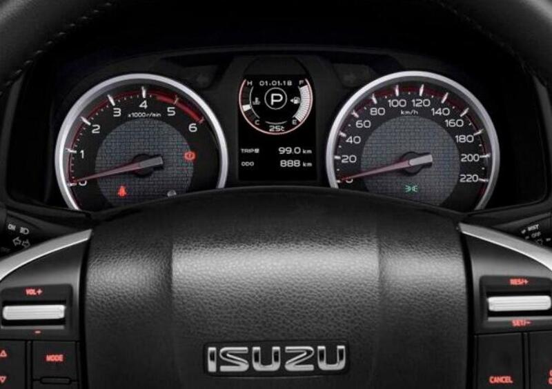 Isuzu D-Max Pick-up (11)