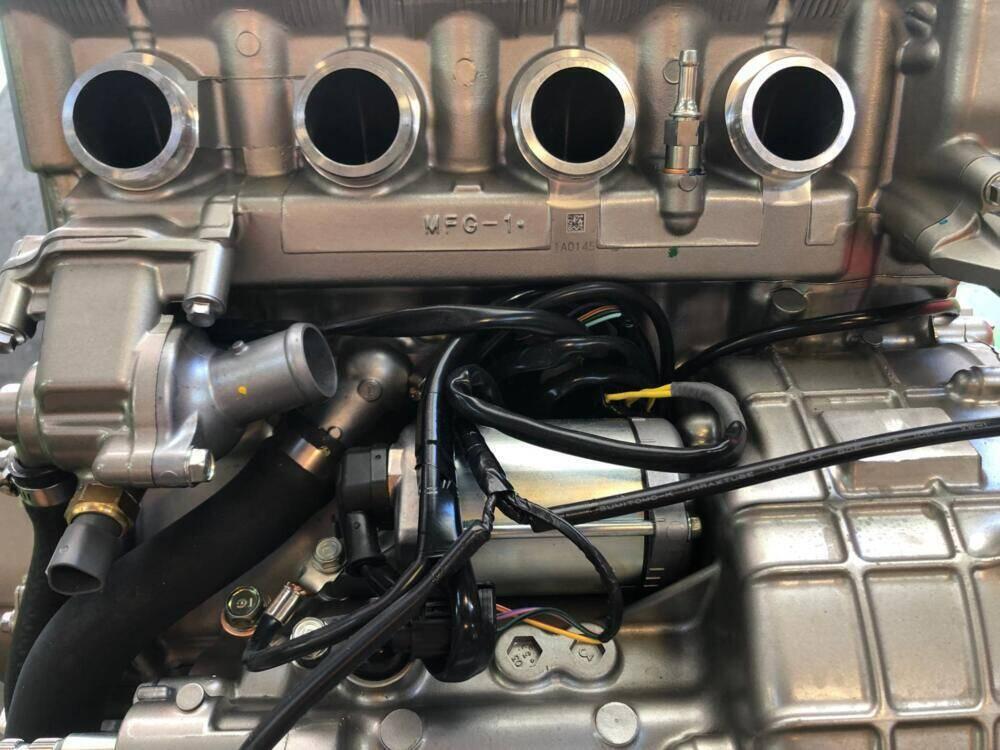 MOTORE COMPLETO HONDA CBF 600 (4)