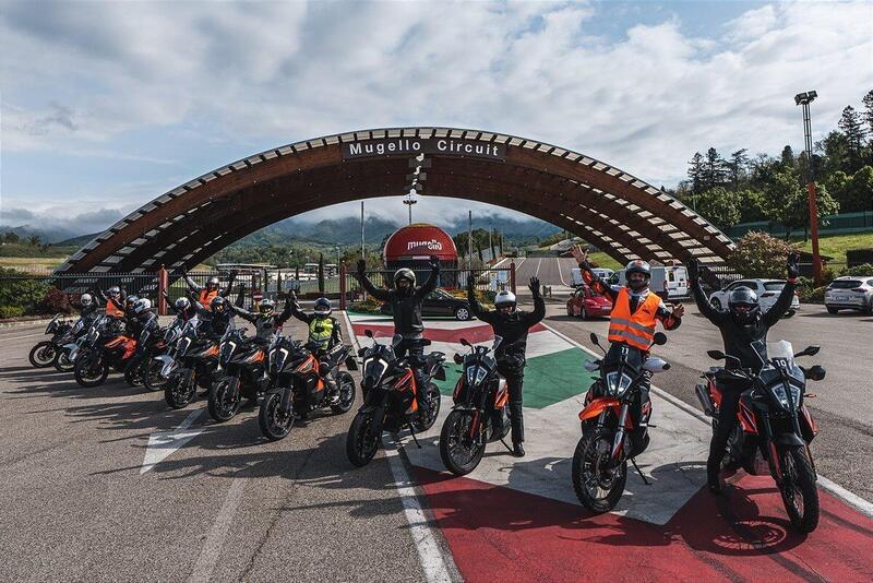 KTM Adventure Roadshow, la prima tappa del Mugello