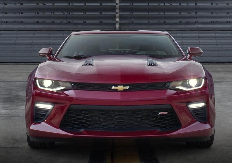 Chevrolet Camaro Coupé (2016-->>) (23)