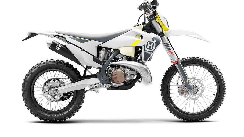 Arrivano le Husqvarna TE e FE Enduro 2022. I prezzi e le novit&agrave;