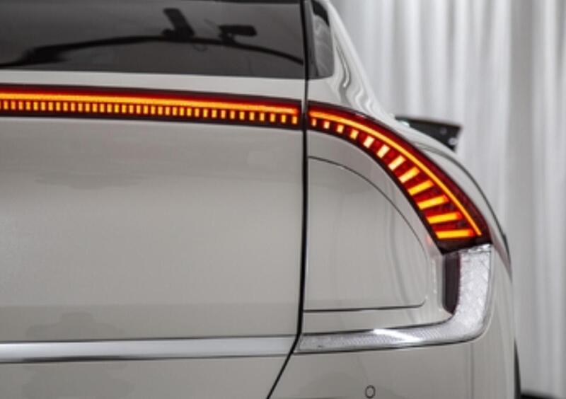 Kia EV6 (2021-->>) (23)