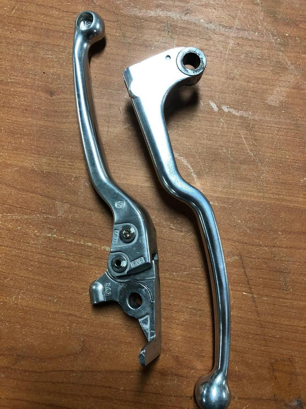 Leve originali Yamaha MT-09 (3)