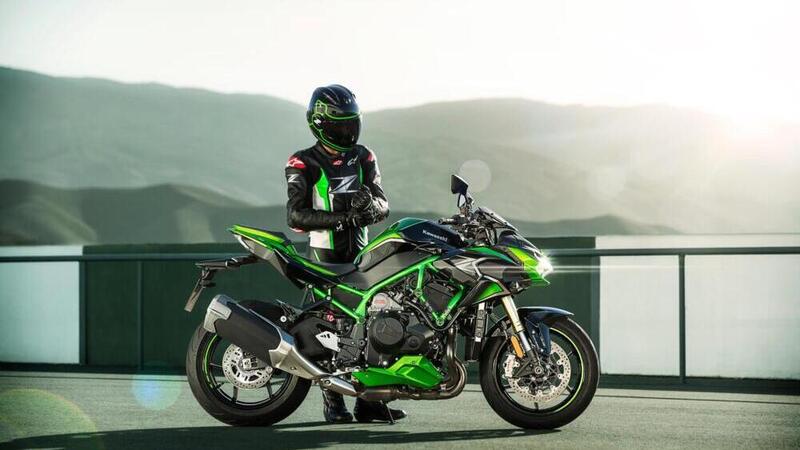 Kawasaki commenta la &quot;tempesta perfetta&quot; della carenza dei semiconduttori e resina
