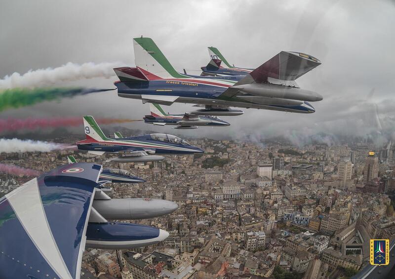 Moto Guzzi: a Genova il monumento a Giorgio Parodi. Con l&#039;omaggio delle Frecce Tricolori