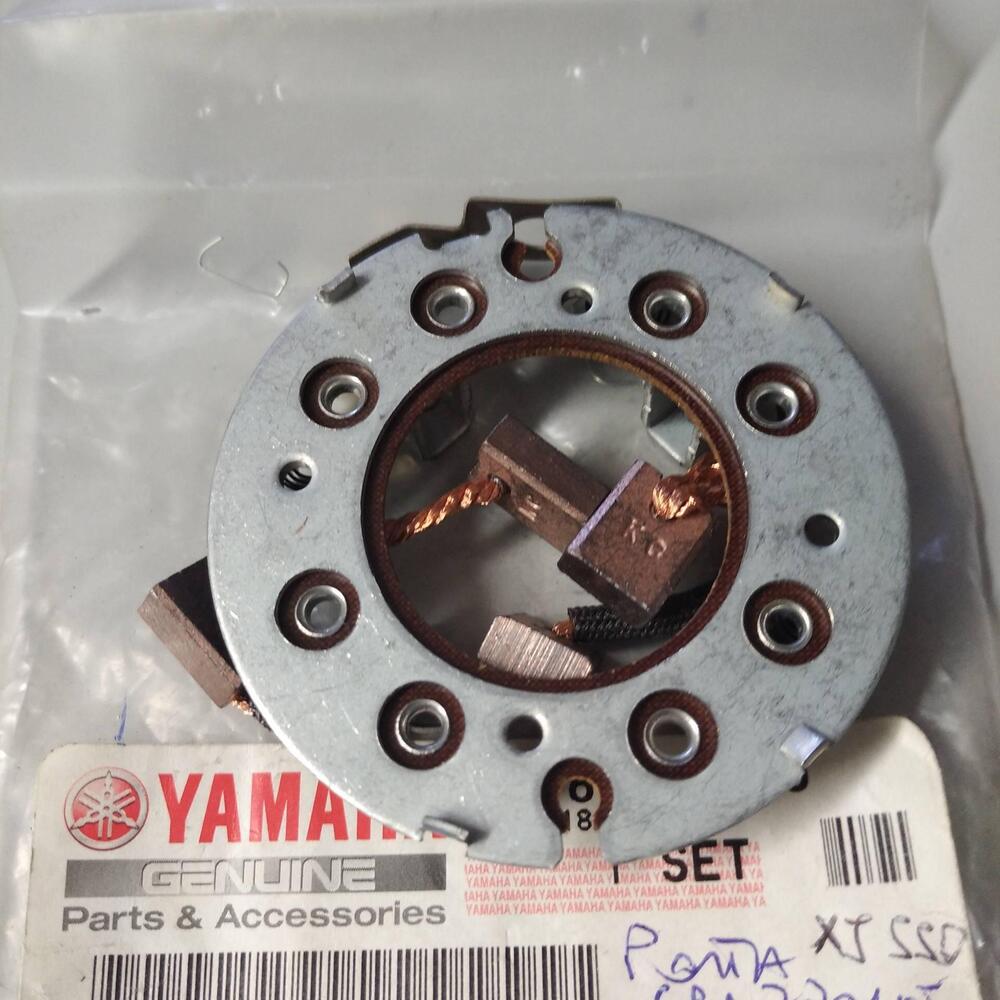 PORTASPAZZOLE ORIGINALE YAMAHA XJ550