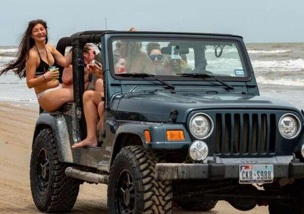 Il Go Topless Jeep weekend finisce con oltre 150 arresti