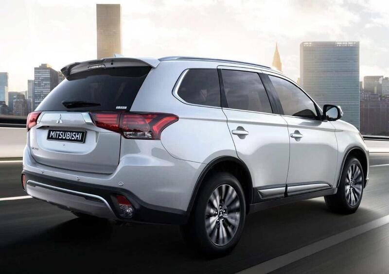 Mitsubishi Outlander (2012-22) (8)