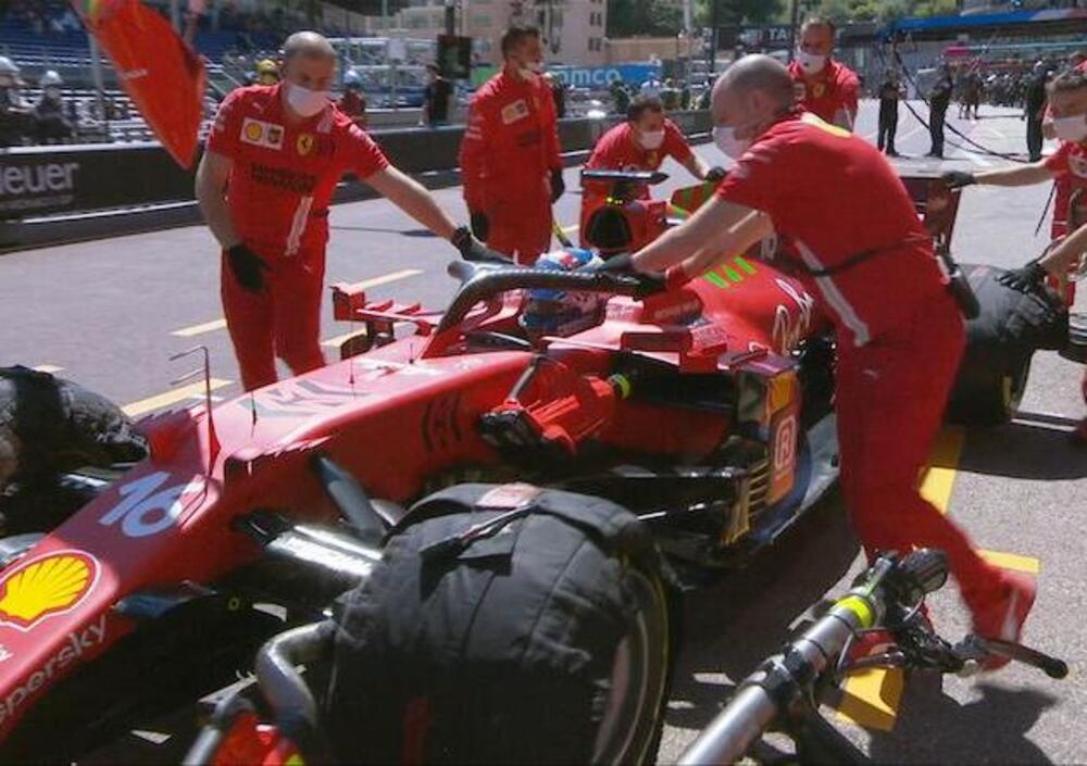 Leclerc subito problemi a Monaco ma il suo ingegnere non se ne accorge: &quot;Primo settore fucsia!&rdquo;