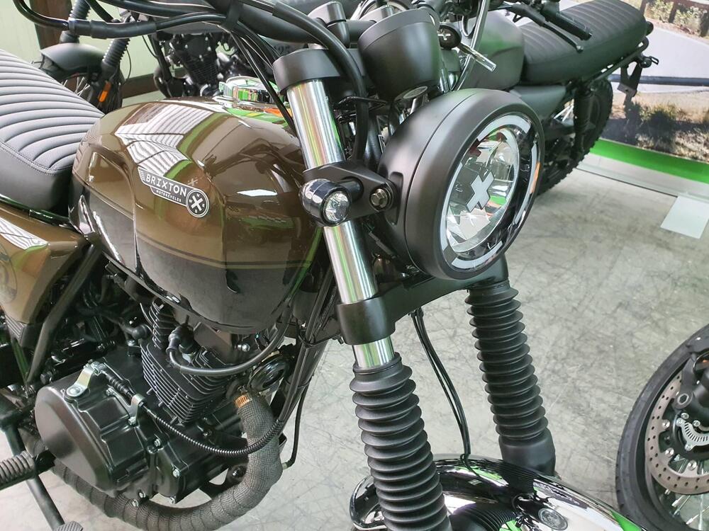 Brixton Motorcycles Cromwell 125 CBS (2021 - 25) (2)