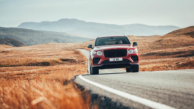 Bentley Bentayga S, il Super SUV &egrave; ancora pi&ugrave; sportivo